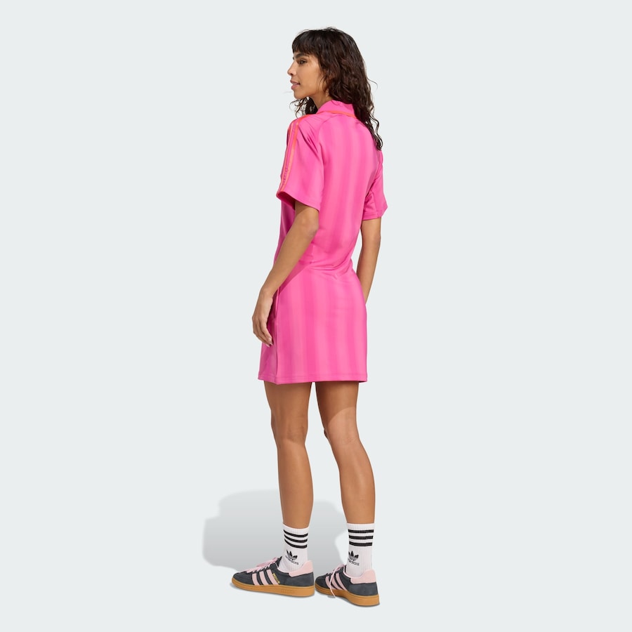 Платье ADIDAS ORIGINALS Football Inspired Graphic, розовый/светло-розовый — фото 3