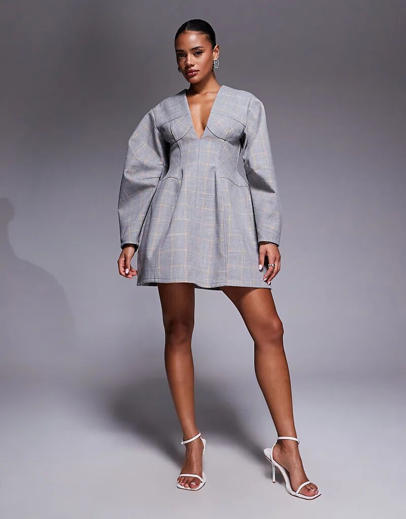 

Мини-платье ASOS DESIGN со структурированными рукавами-куполами и глубоким декольте, декорированное швами на чашках, светло-серого цвета