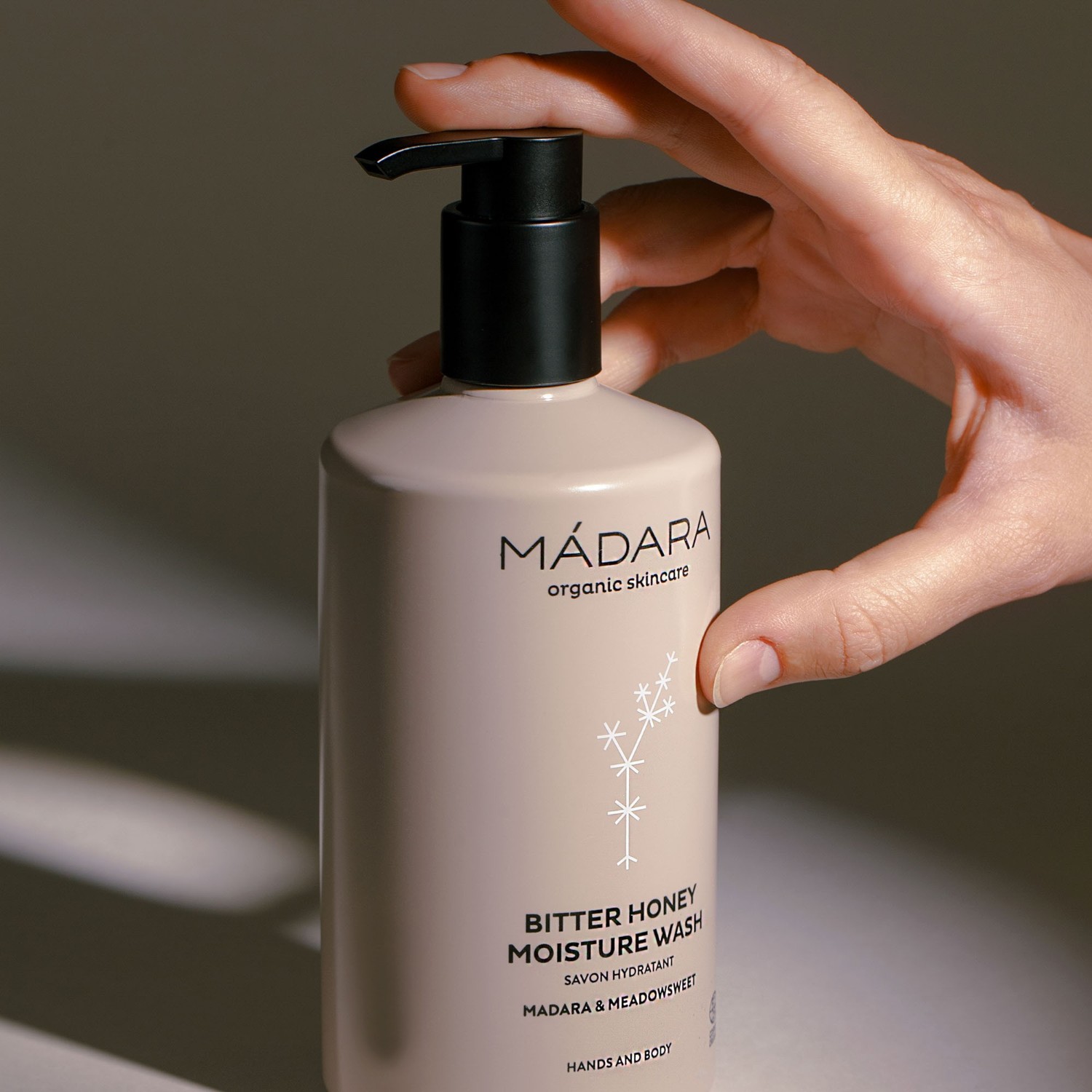 Гель для душа bitter honey moisture wash Madara, объем 500 мл. — фото 3