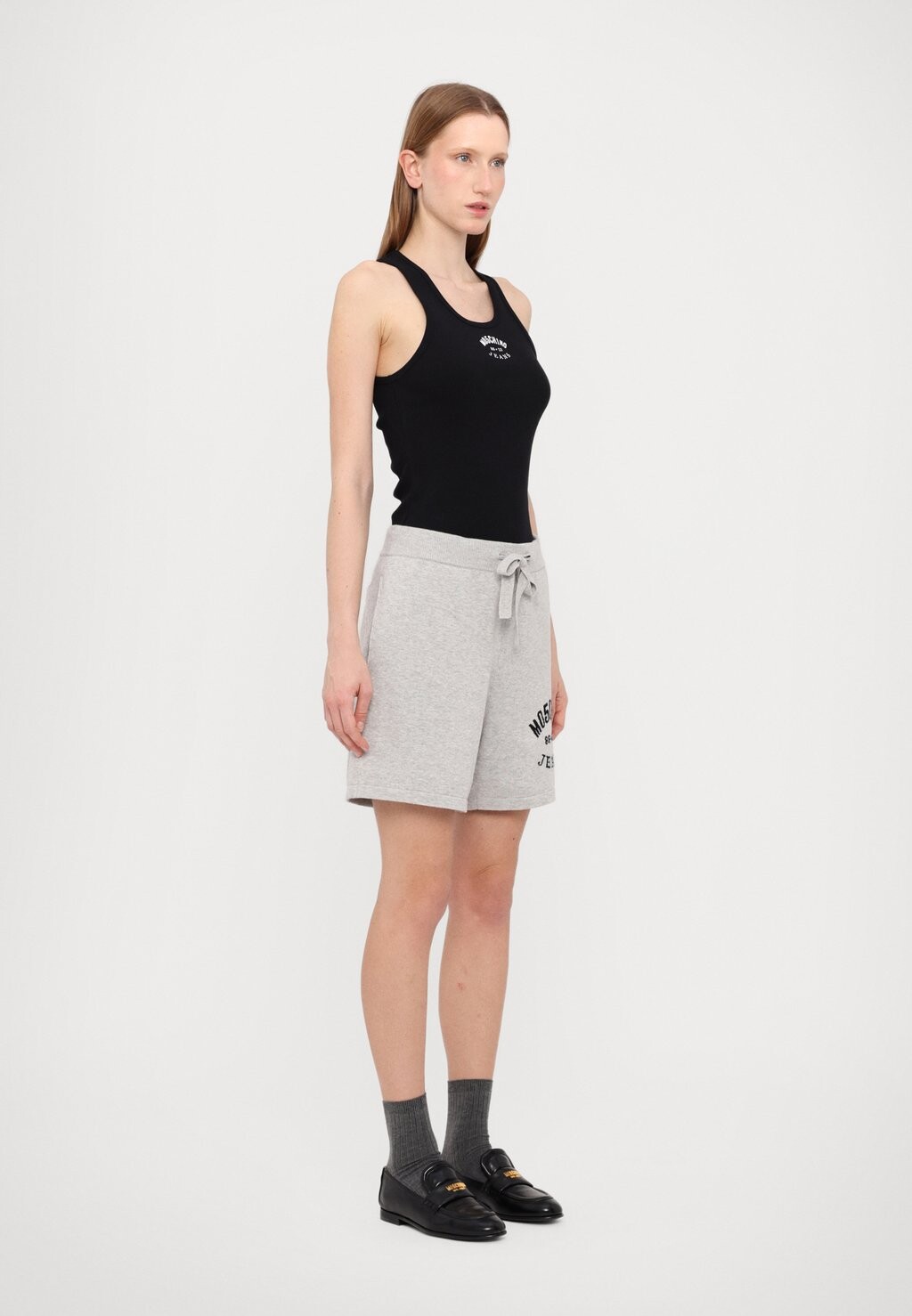 

Шорты URBAN MOSCHINO JEANS, серый