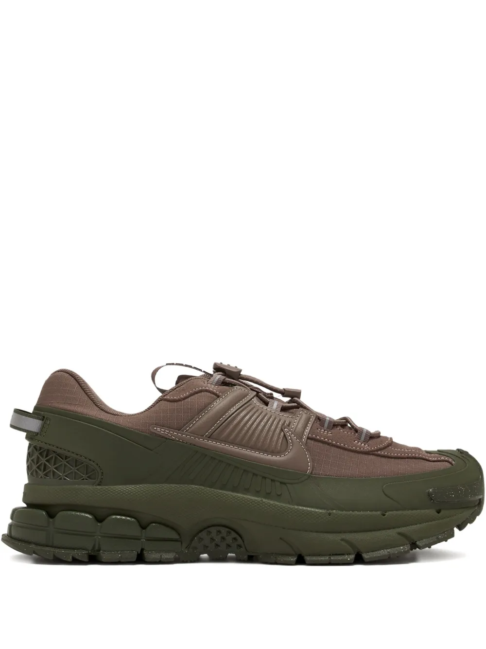 

Кроссовки Vomero Roam Nike, коричневый