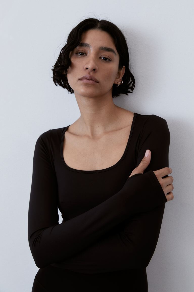 

Короткая спортивная рубашка Softmove H&M, черный