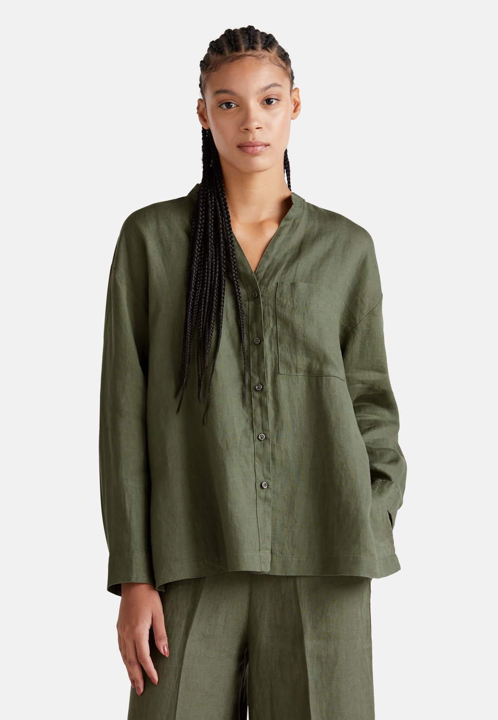 

Блузка на пуговицах OVERSIZED United Colors of Benetton, хаки