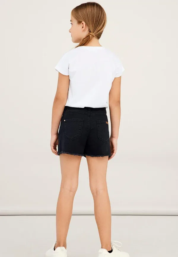 Шорты джинсовые Name It Nkfrose hw mom dnm shorts 8222 au noos denim shorts, черный деним — фото 2