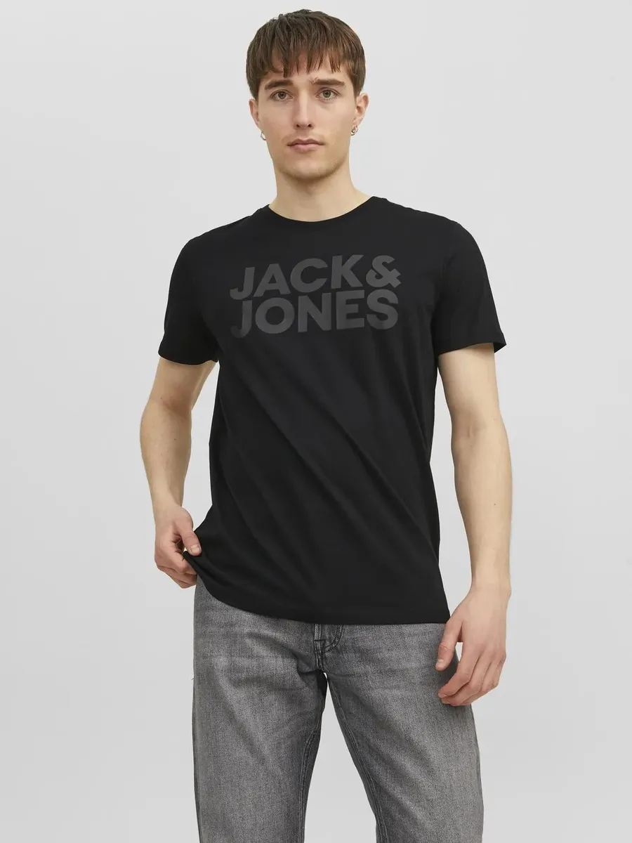 

Рубашка с круглым вырезом Jack & Jones "JJECORP LOGO TEE SS", цвет Black Fit:Slim/Large Print/Black