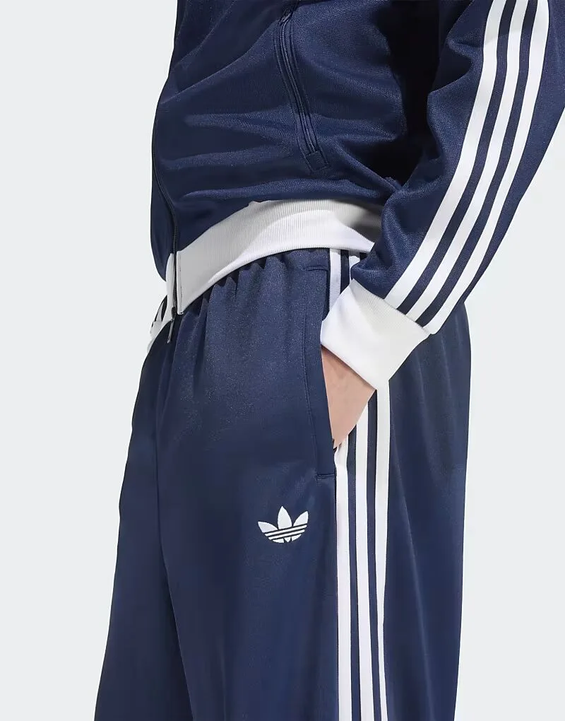 Свободные спортивные брюки Adidas Originals Adicolor цвета «ночной индиго» / белый — фото 3