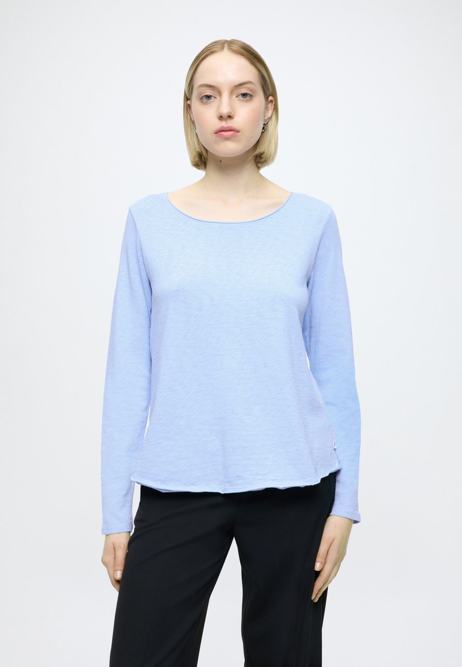

Топ Marc O'Polo DENIM T-SHIRT, LSL, RAW CUT DETAILS, Blue Dusk/Light Blue
