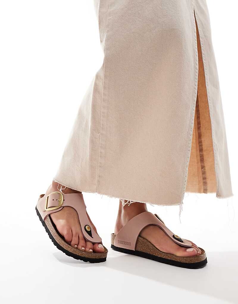 

Birkenstock – Gizeh – Сандалии из розового нубука с застежкой-пряжкой