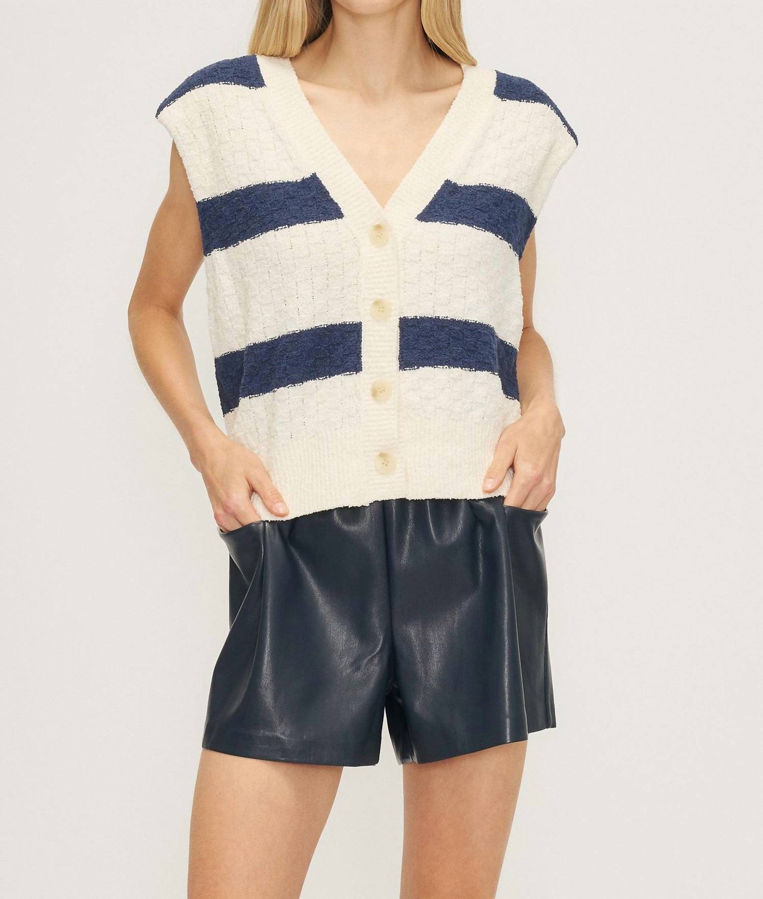 

Жилет Basil с V-образным вырезом в смелую темно-синюю полоску MELISSA NEPTON