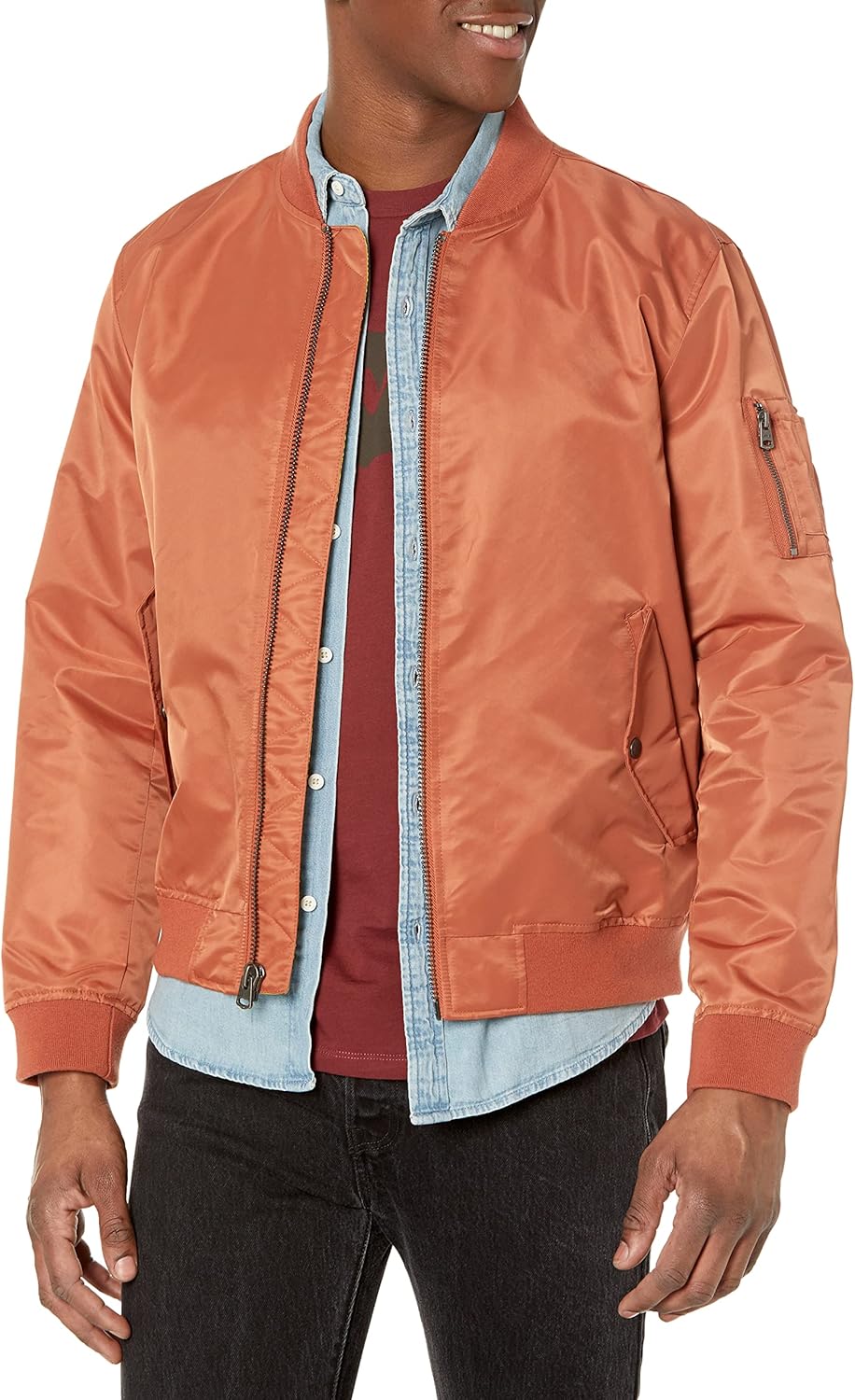 

Легкая мужская куртка-бомбер Levi's MA-1 Flight на молнии, Red Berry Ma-1 Unfilled