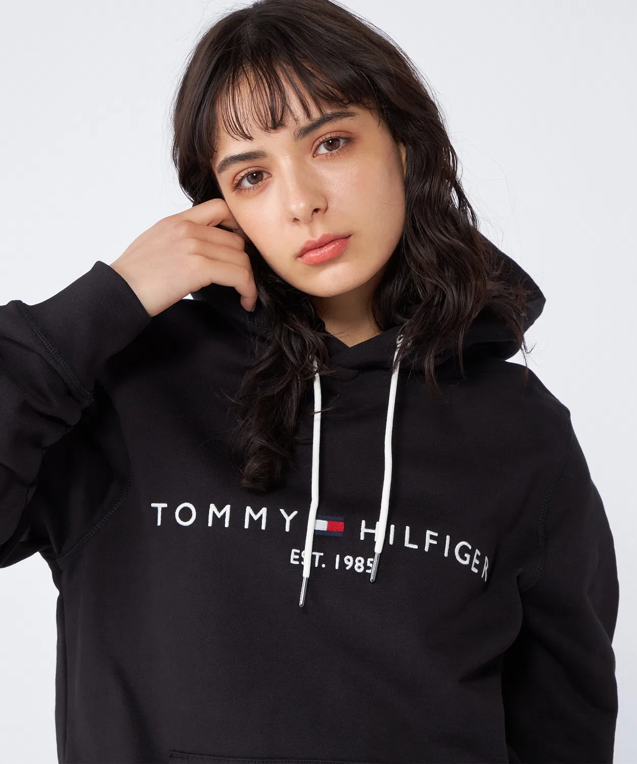 Свитшот с вышивкой Tommy Hilfiger, серый — фото 2