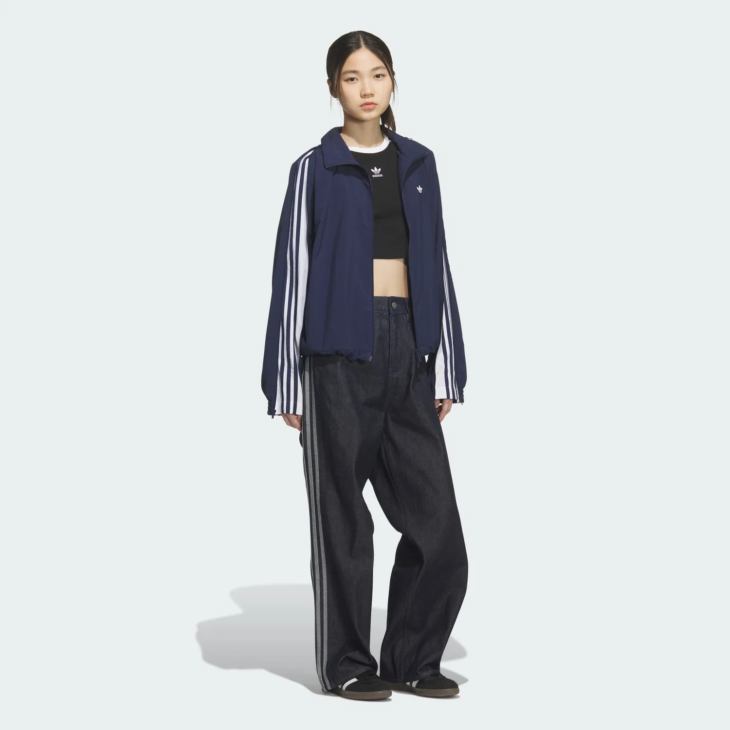 Женский спортивный топ на молнии 3-Stripes тёмно-синего цвета от Adidas — фото 3