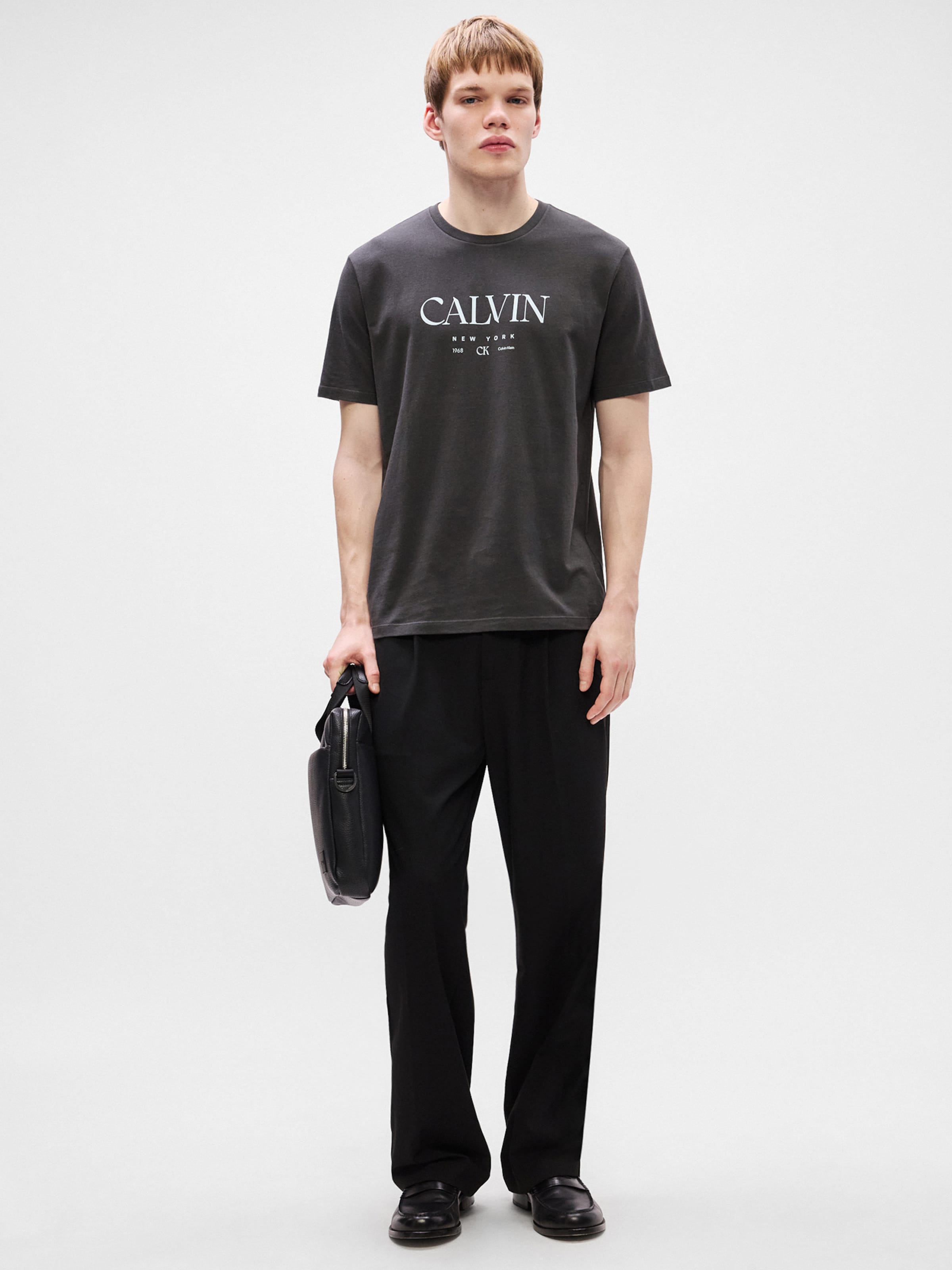 Calvin Klein Футболка Regular в цвете Light Grey, Dark Grey — фото 4