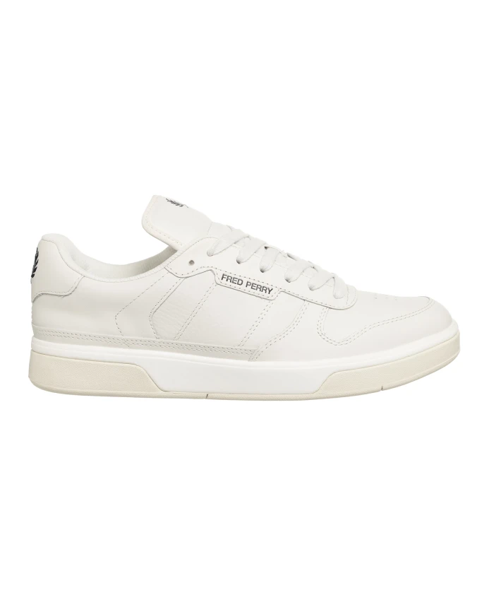 

Простые кроссовки b300 на шнурках Fred Perry, белый