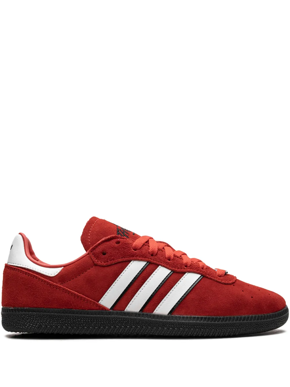 

Кроссовки Palos Hills Red/Ecru Tint/Collegiate Orange из коллаборации с 100 Thieves Adidas, красный