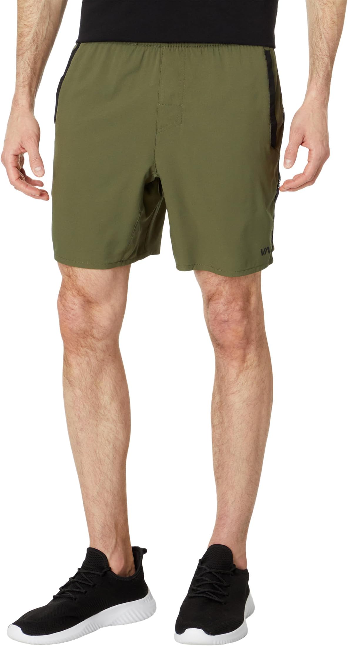 

Шорты RVCA Yogger V 17" Shorts, оливковый