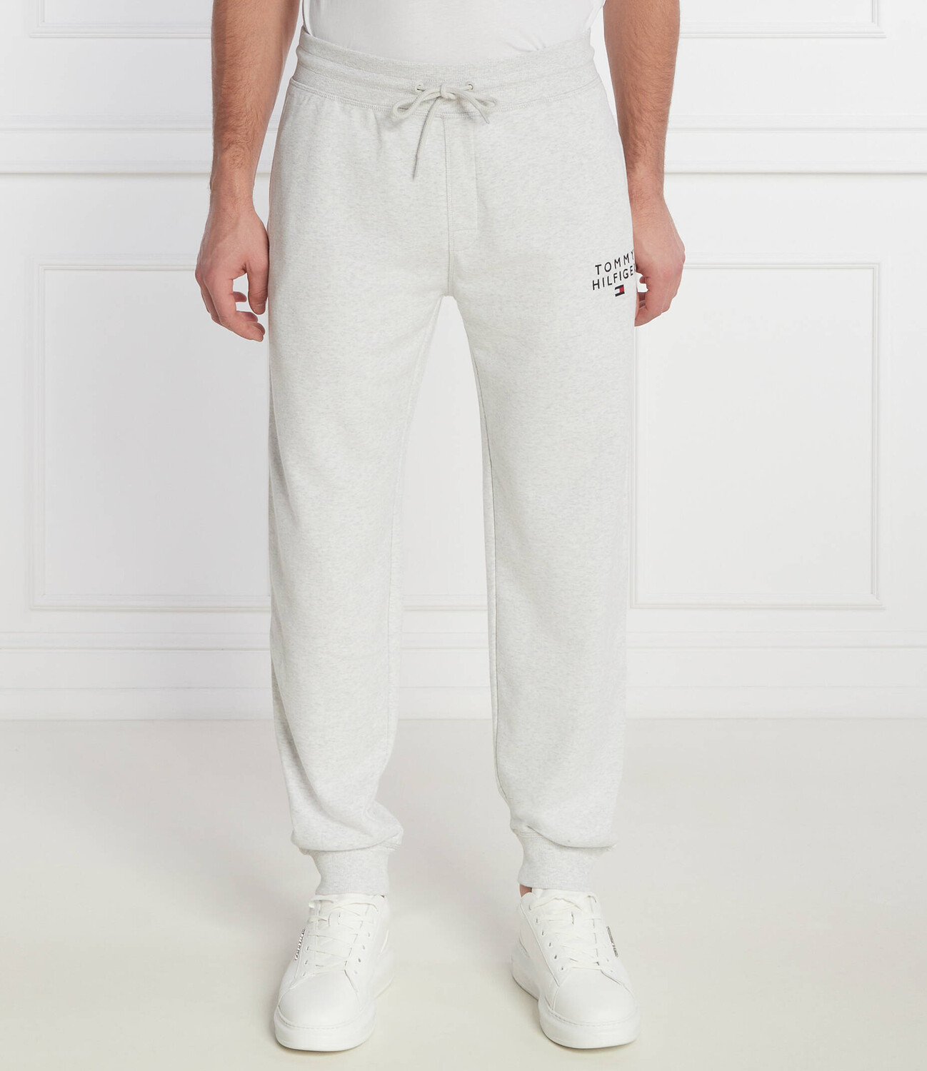 

Спортивные брюки Tommy Hilfiger Regular Fit, серый