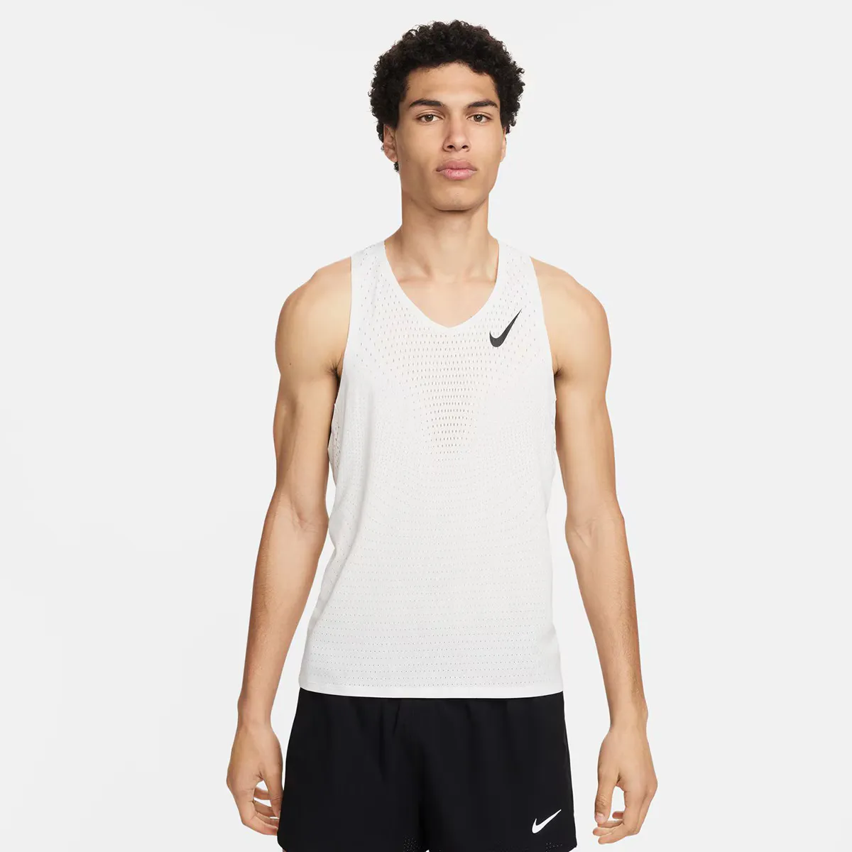 

Мужская футболка AeroSwift Nike, белый