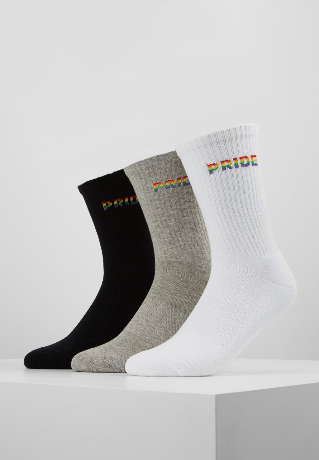 

Носки PRIDE 3 PACK Mister Tee, белый/серый/черный