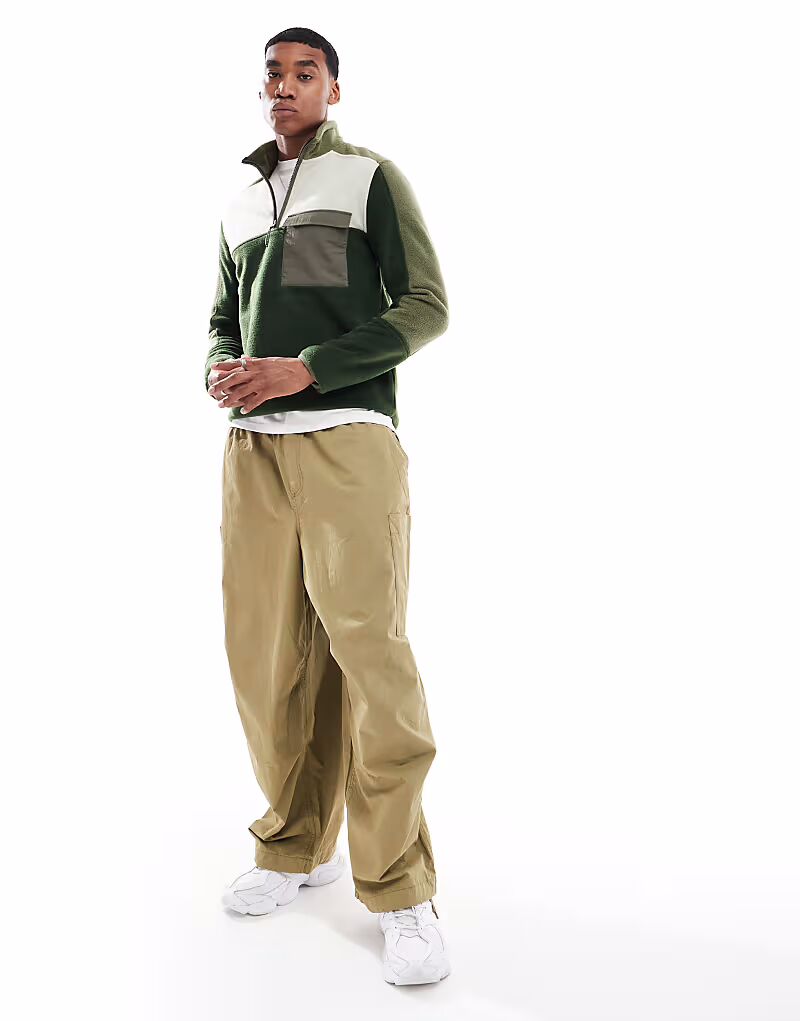 

Флисовая толстовка свободного кроя с четвертной молнией и цветными блоками темно-зеленого цвета Asos Design