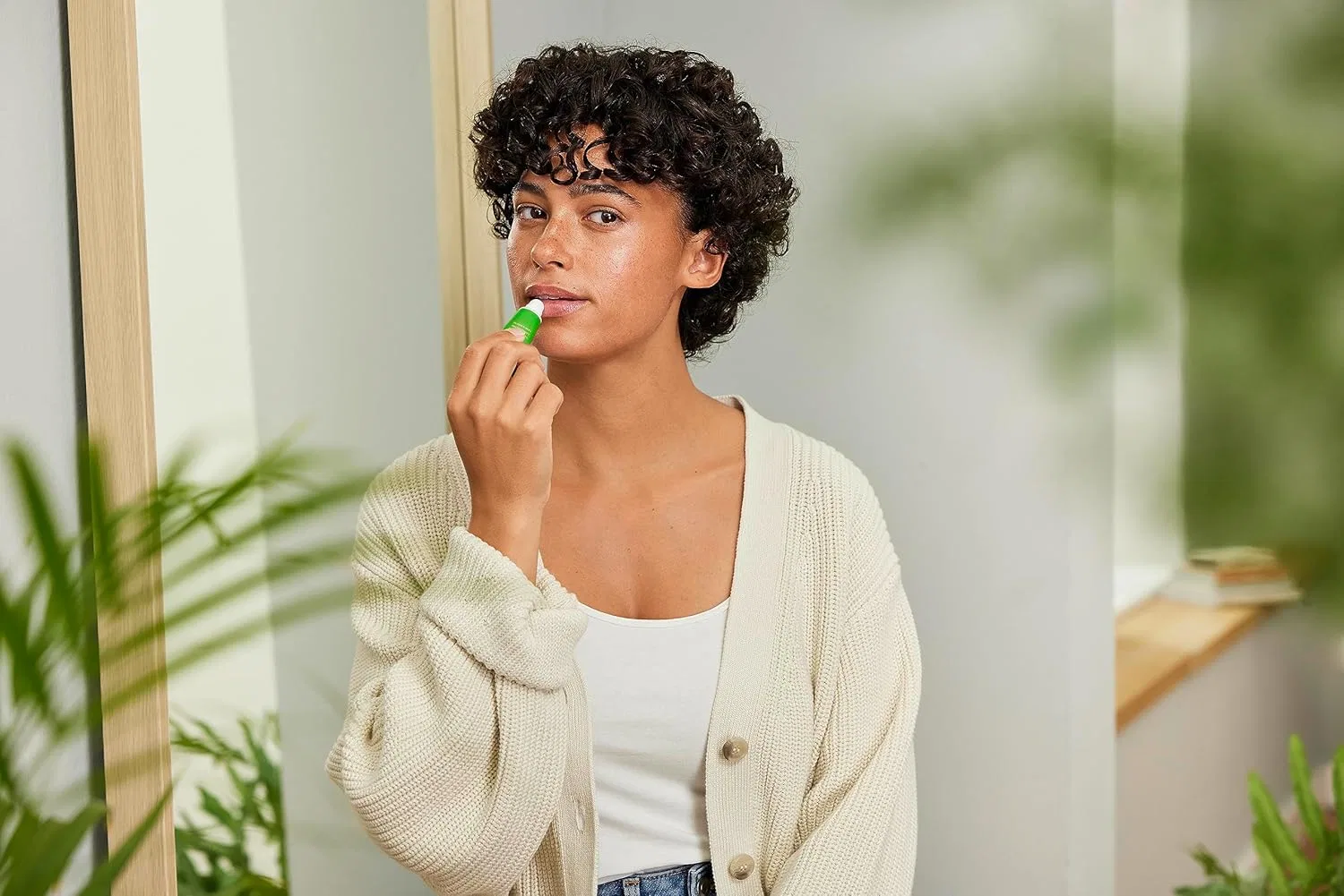 Бальзам для губ «Skin Food Lip Butter» от WELEDA Organic Weleda, Transparent — фото 3