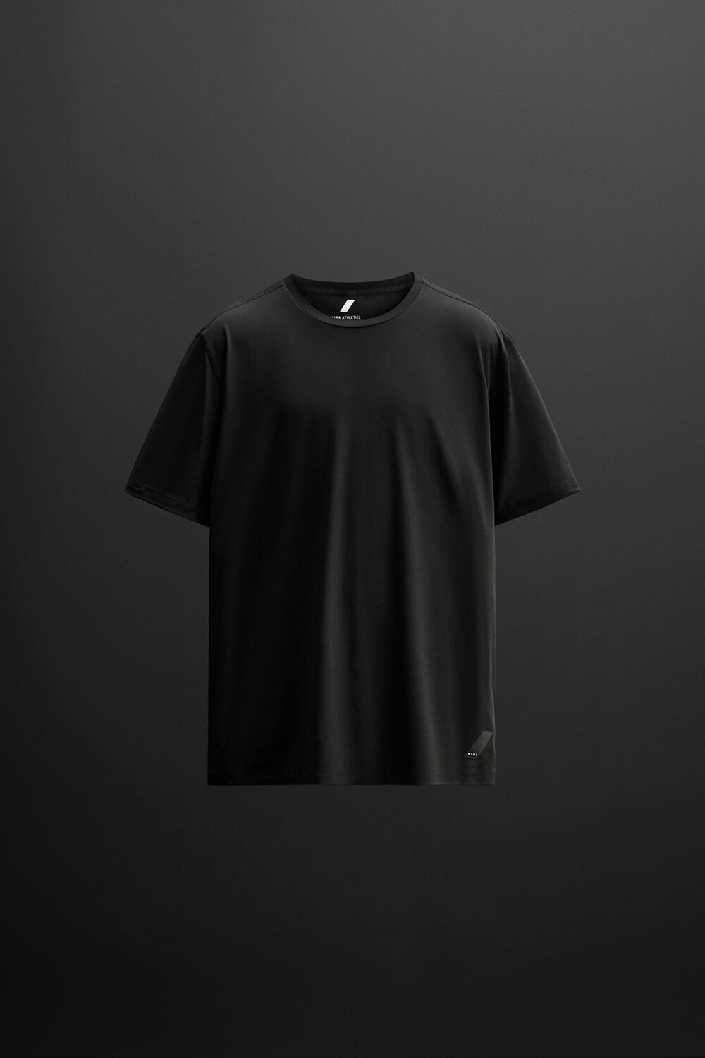 

Футболка для базовых тренировок ZARA, черный