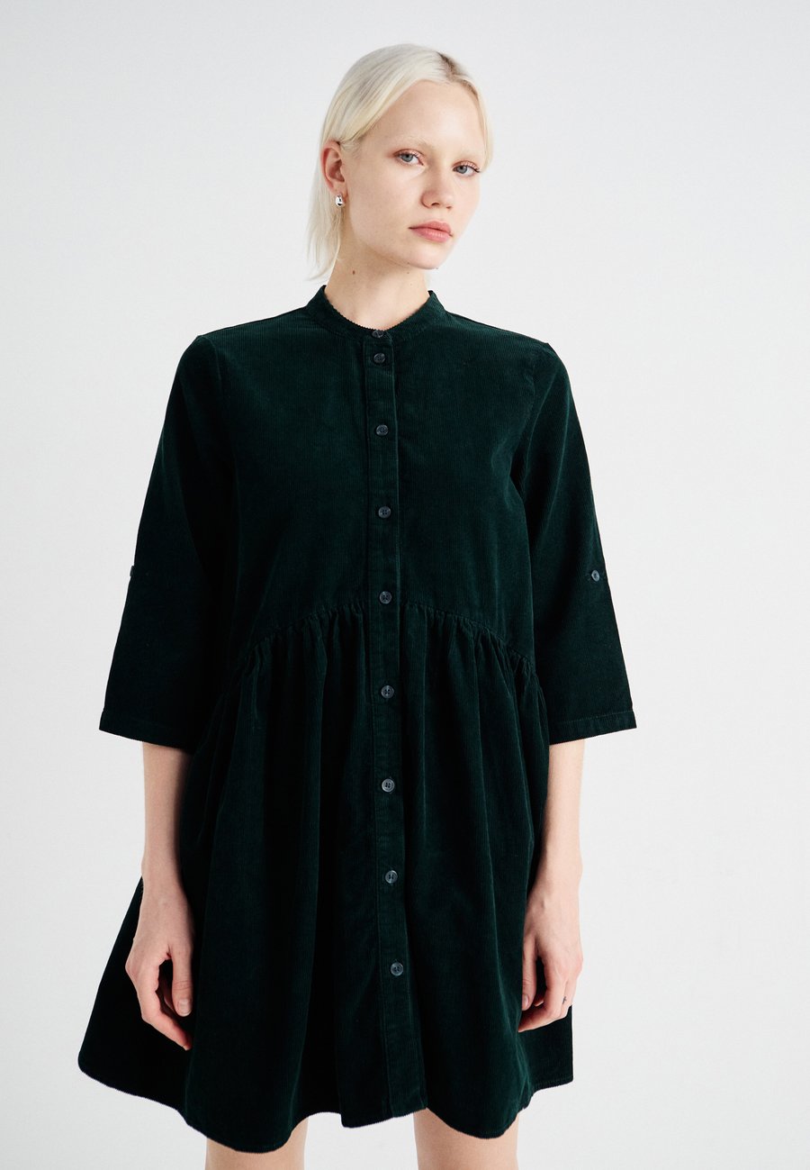 

Платье ONLY ONLCHICACO MOXI DRESS, Scarab/Dark Green