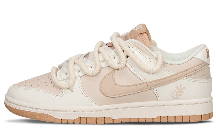 

Кроссовки Nike Dunk Skateboard Shoes Women's Low-Top White Brown