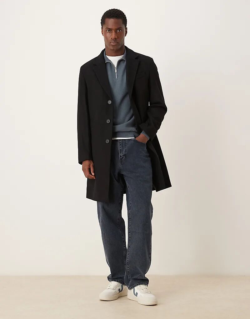 

Пальто строгого покроя из смеси шерсти Mango черного цвета