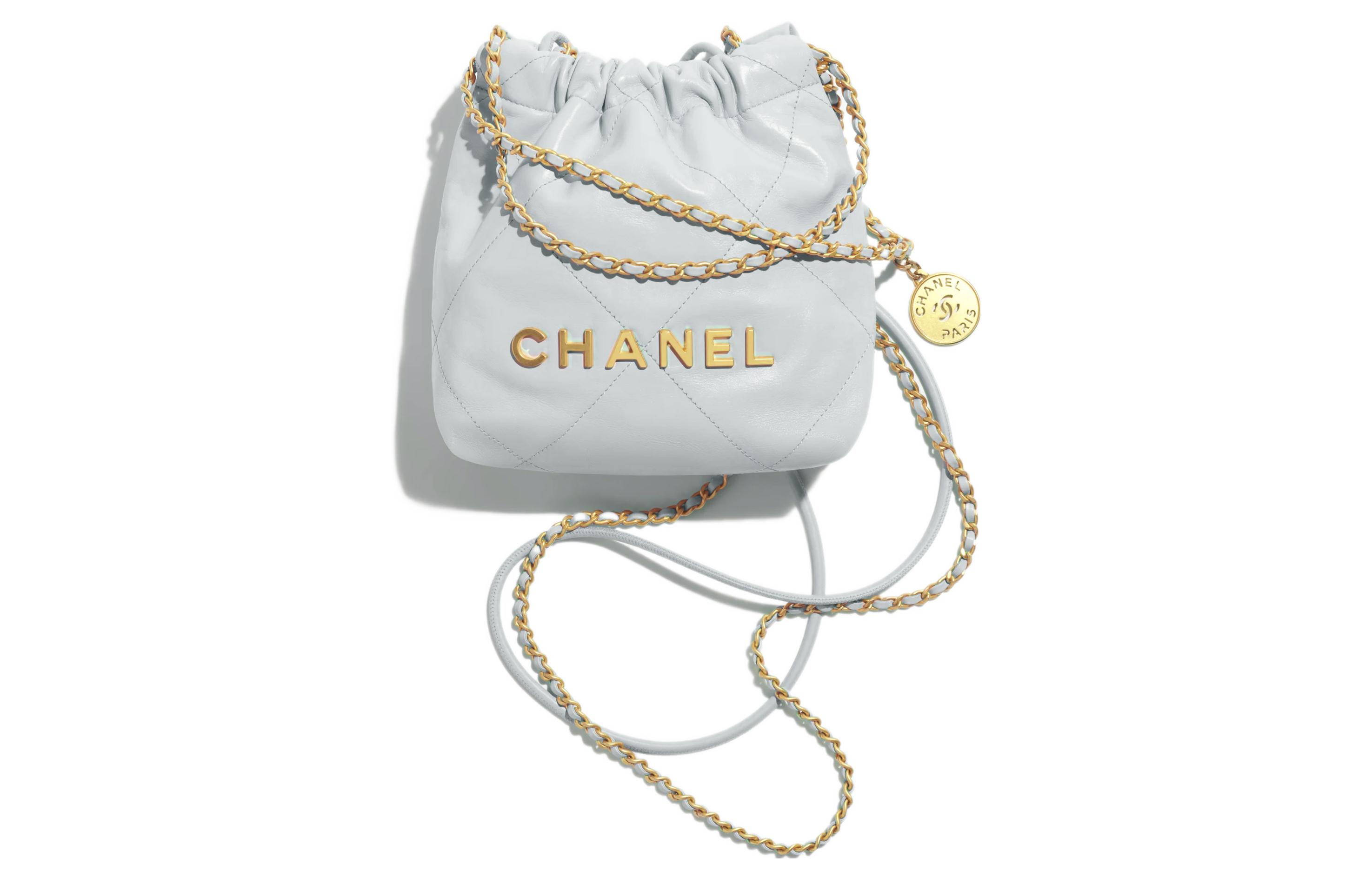 

CHANEL Сумка-ведро из телячьей кожи миниатюрная женская светло-серо-голубая через плечо