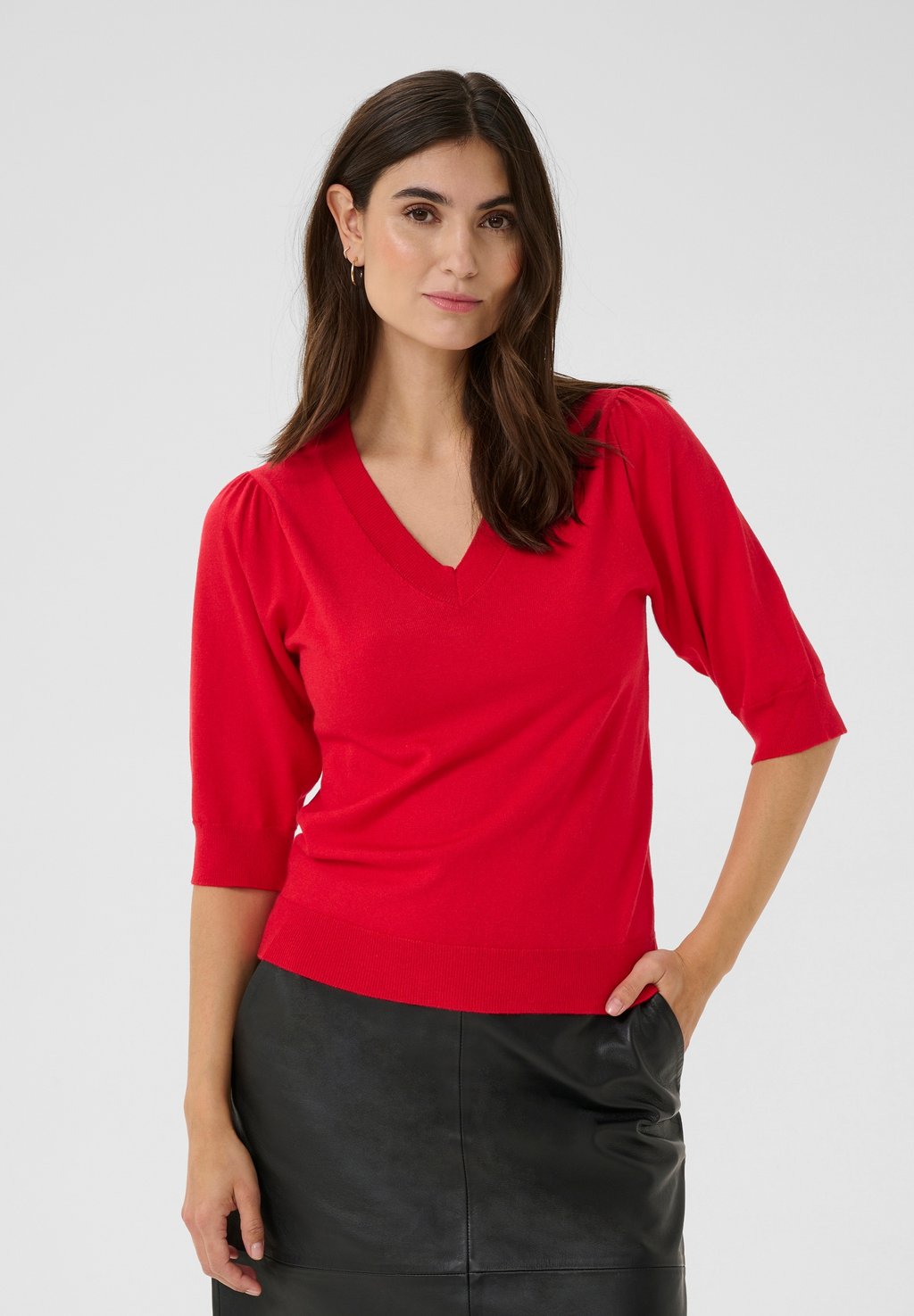 

Базовая футболка CUPINNIE ANNEMARIE VNECK Culture, красный
