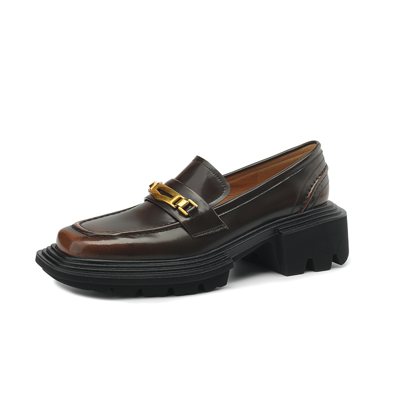 

Лоферы Mo Lin Loafers Women's