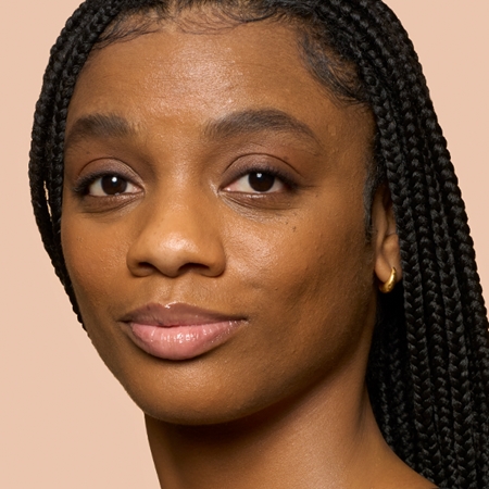 Стойкая основа с увлажняющим эффектом Bobbi Brown Weightless Skin Foundation SPF 15, Neutral Golden 30 ml — фото 3