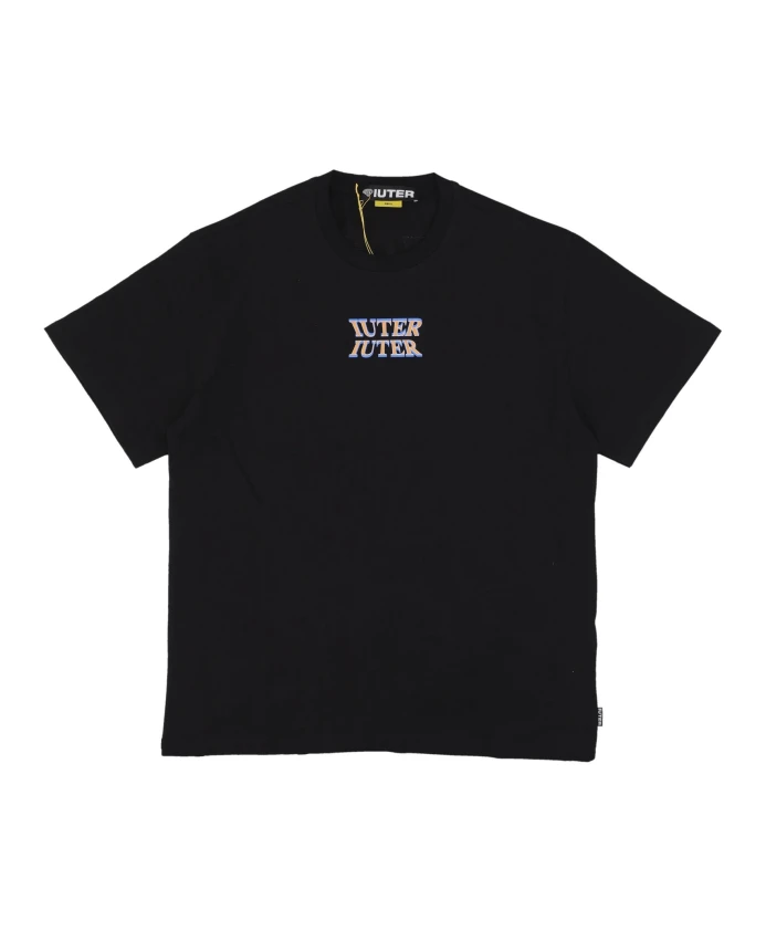 

Черная футболка с короткими рукавами и круглым вырезом. Iuter, черный