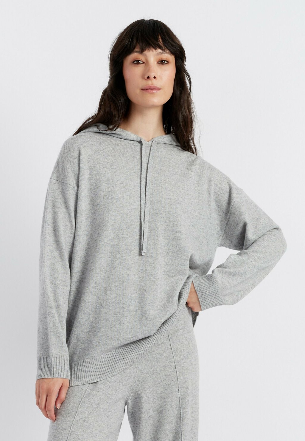 

Толстовка с капюшоном Maglione CHINTI & PARKER, серый