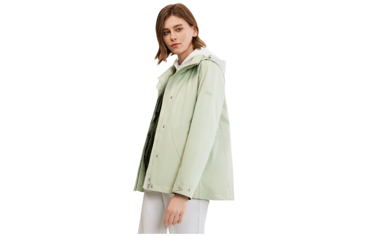 

Ветровки женские Aigle, цвет Green AW742