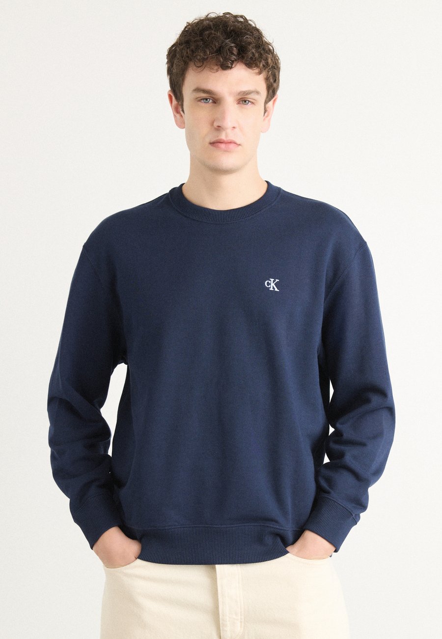 

Толстовка Calvin Klein Jeans MONOGRAM, Dark Sapphire/Dark Blue