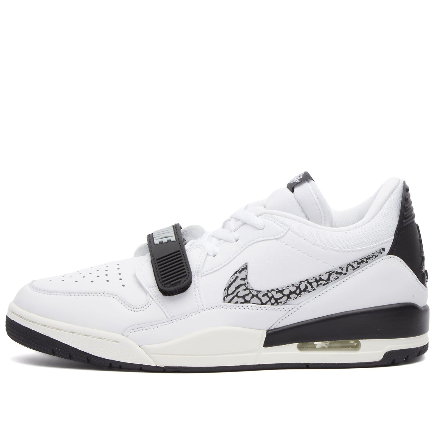 

Кроссовки Air Jordan Legacy 312 Low, цвет Wolf Grey, Black & Sail