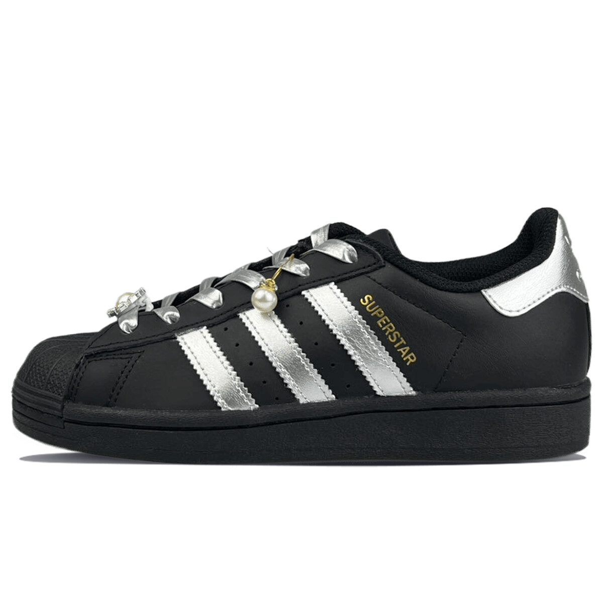 

Кроссовки Adidas Originals Superstar J Kids' Skateboarding Shoes Grade School, черный