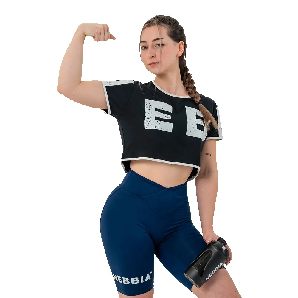 

Спортивный топ Nebbia Oversized crop game on 610, черный