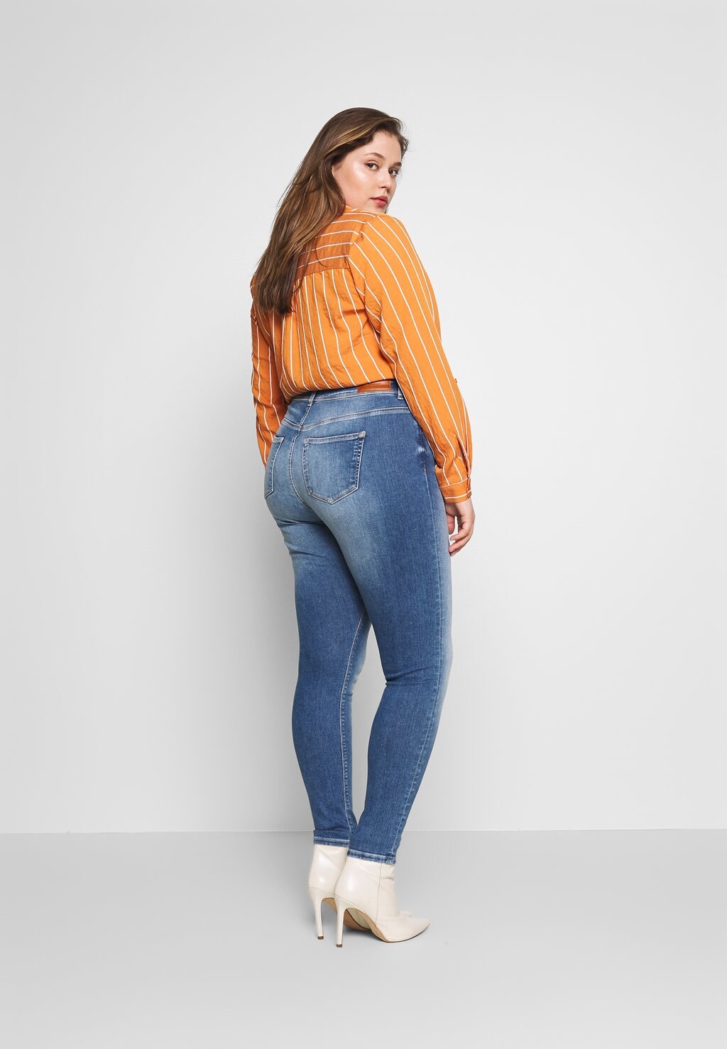 

Джинсы облегающие VMLUX Vero Moda Curve, синий деним