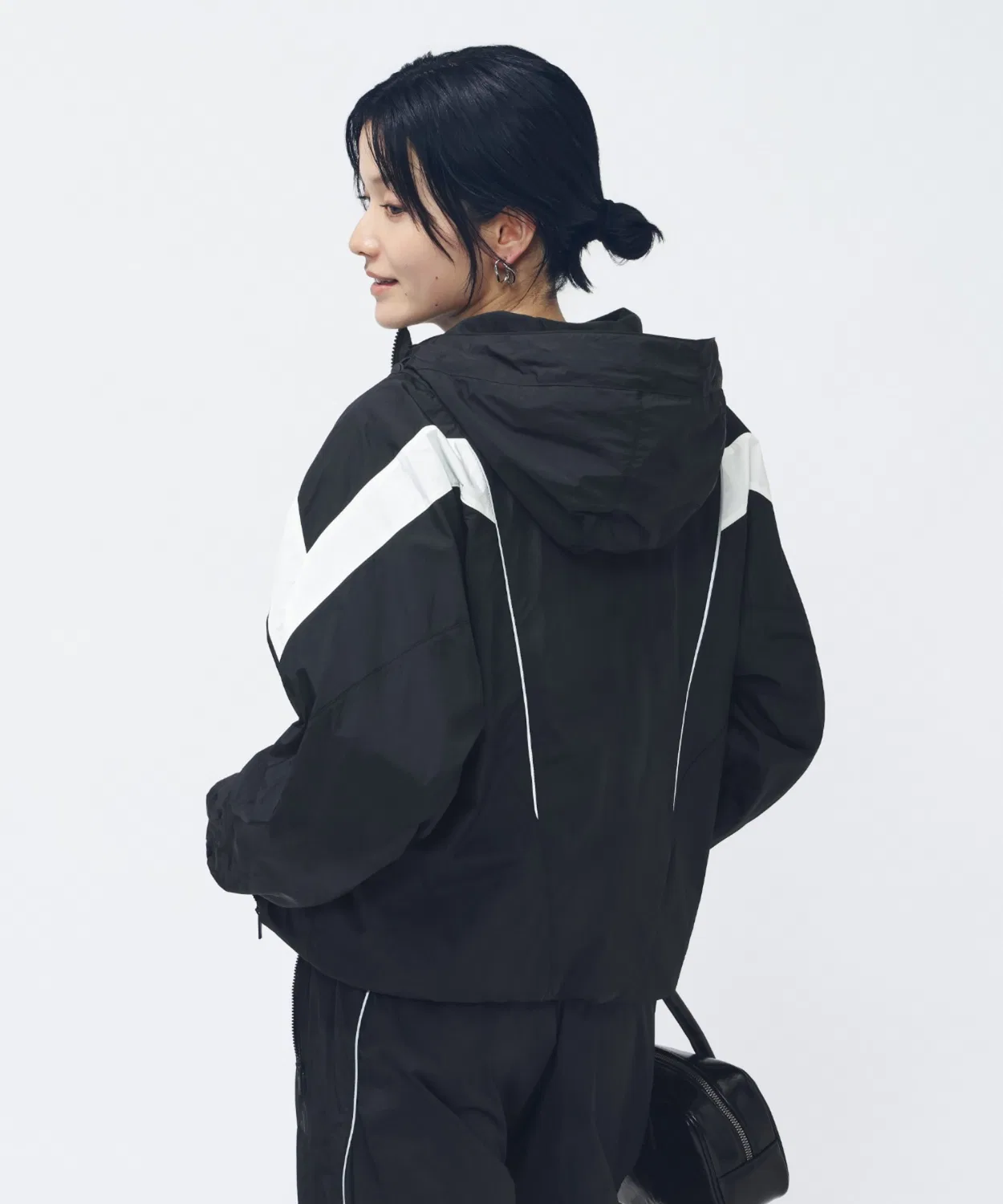 Куртка STSV Woven Jacket Adidas, серая — фото 4