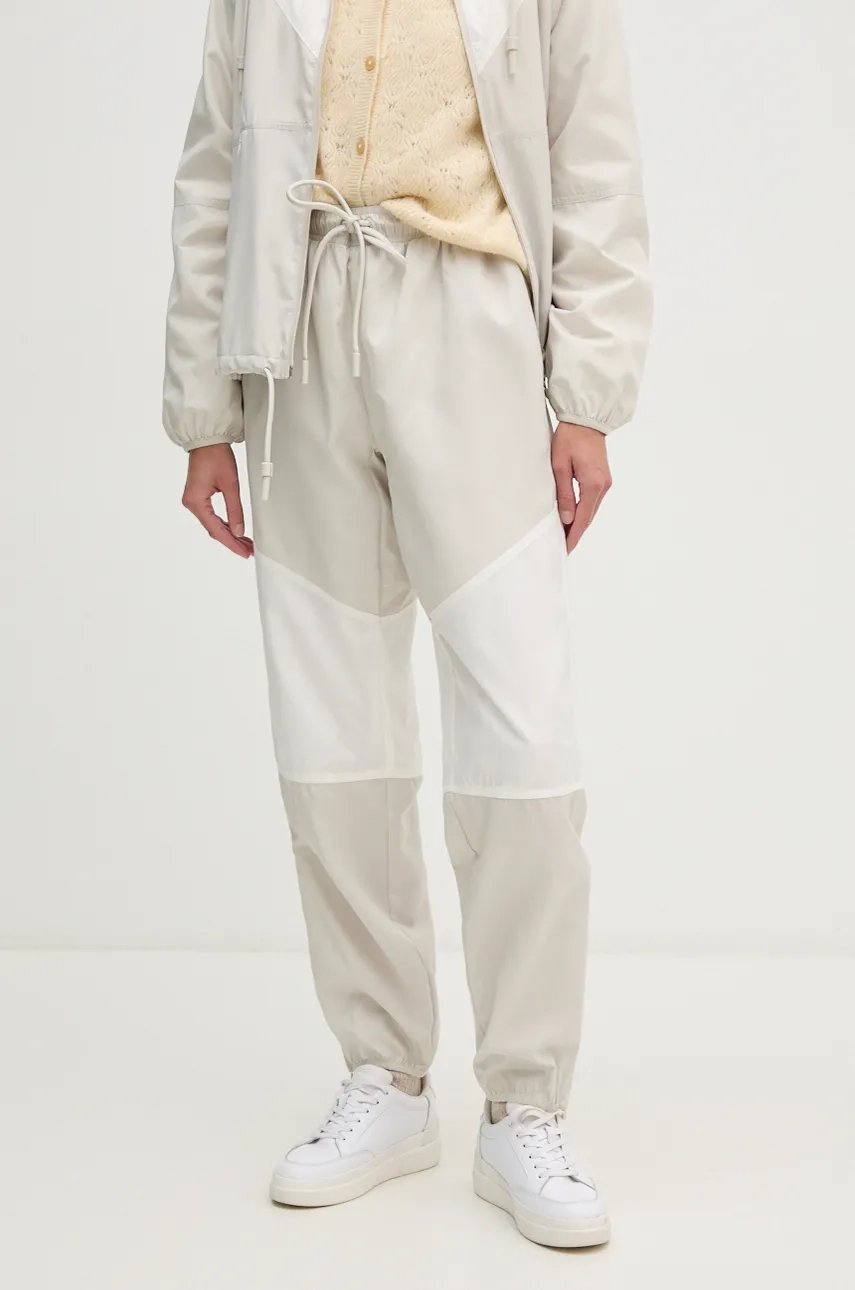 

Спортивные штаны Lacoste, бежевый