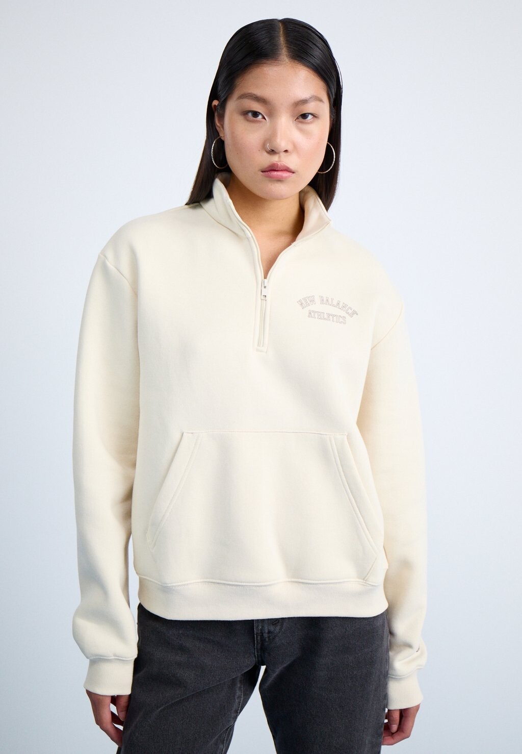 

Толстовка с капюшоном GRAPHIC QUARTER ZIP New Balance, кремовый