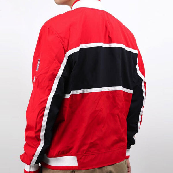 Куртка Nike NBA MENS Chicago Bulls Basketball Courtside Jacket Red, красный — фото 4