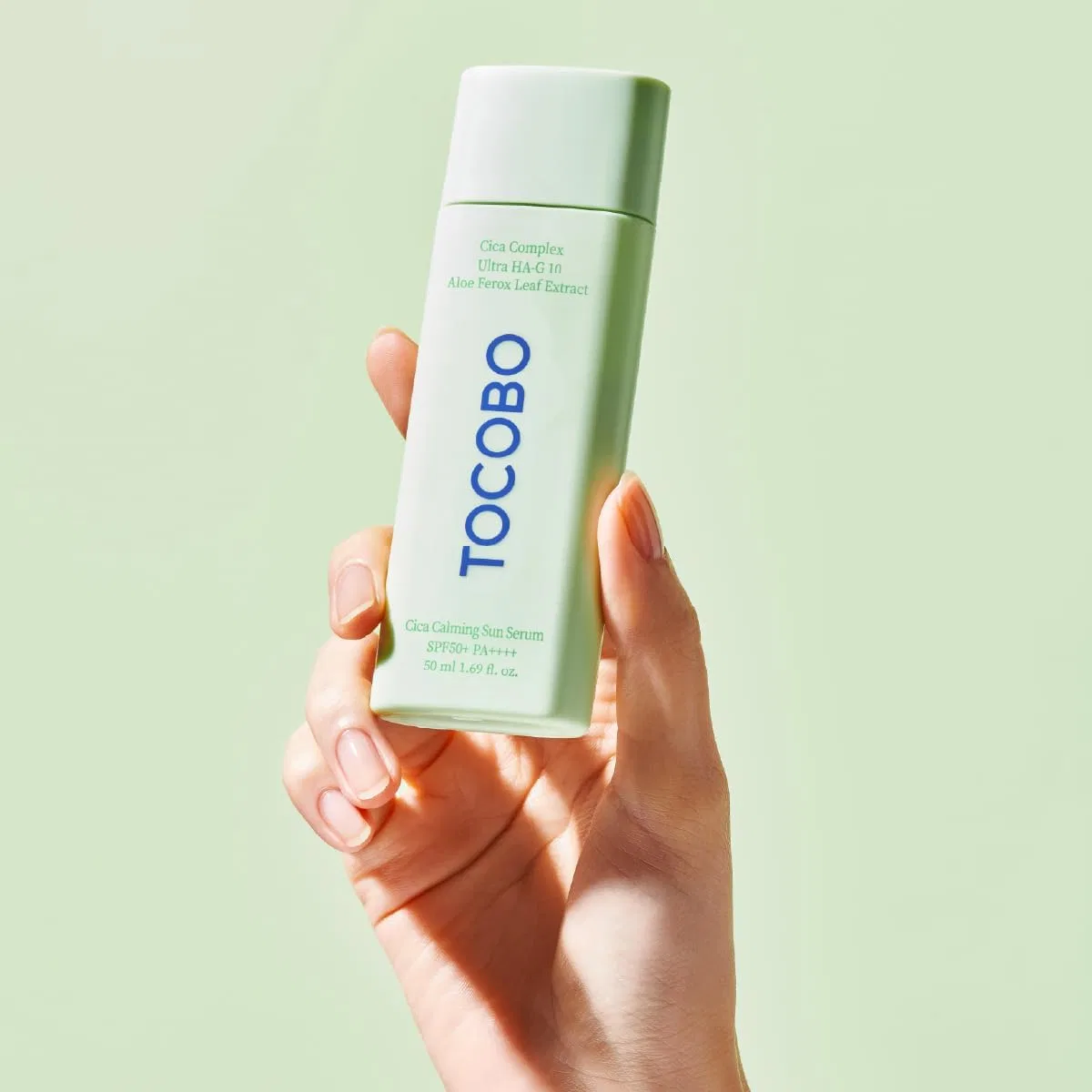 Солнцезащитный сыворотка-крем TOCOBO Cica Calming Sun Serum 50 мл — фото 4
