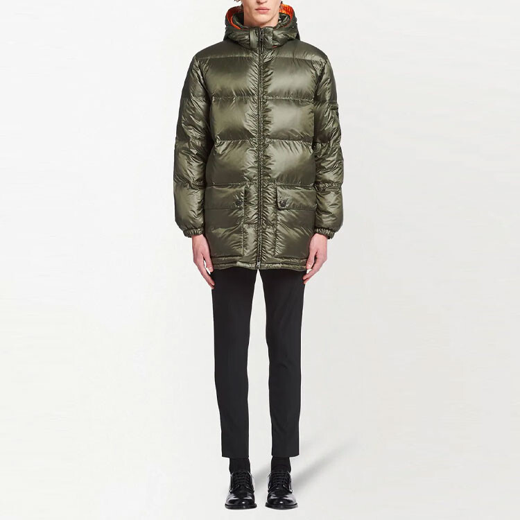 

Пуховик мужской зеленый Prada, зеленый