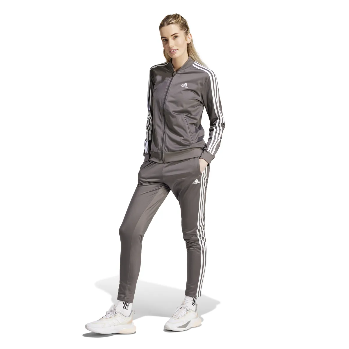 

Спортивный костюм Adidas Sportswear "W 3S TR TS" (2 шт.), белый