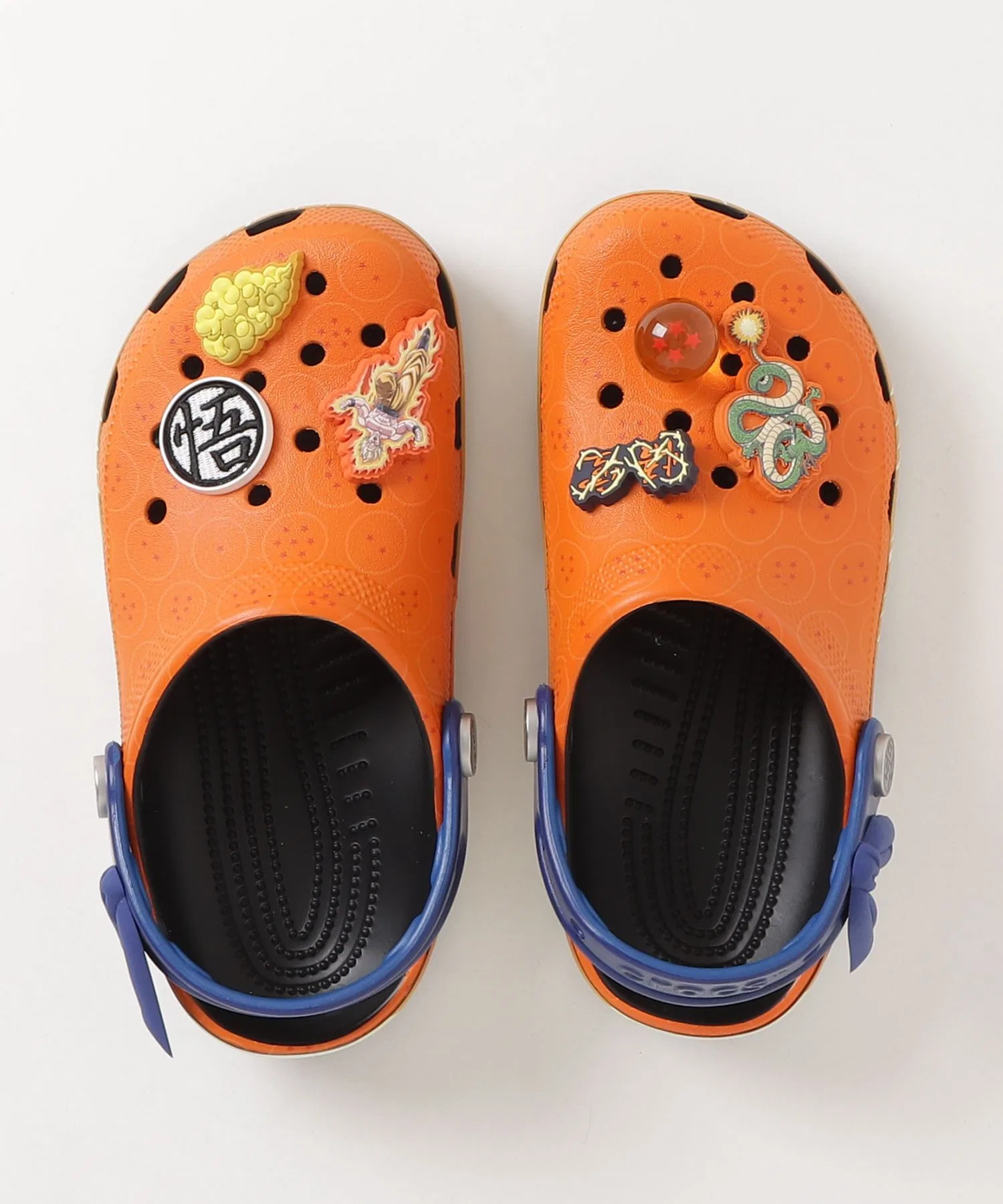 Мужские сандалии Crocs Dragon Ball Z Classic Clog розовые — фото 4