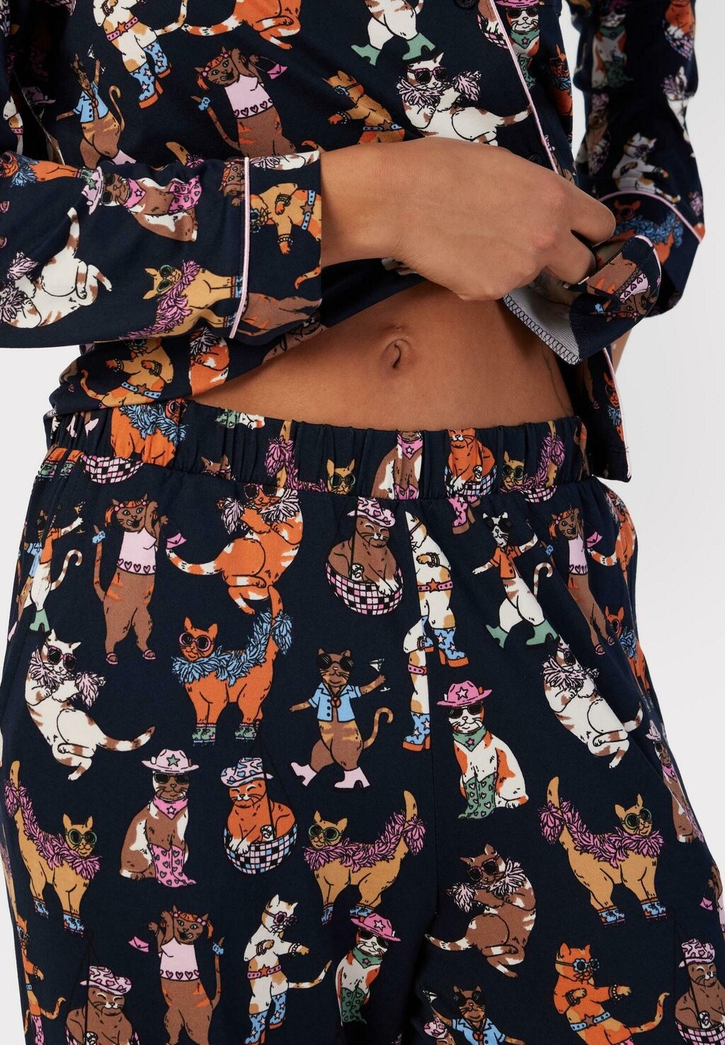 

Пижамный комплект DISCO CATS PRINT Chelsea Peers, темно-синий
